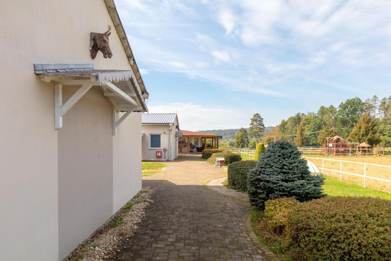 Farma Slunečný Dvůr Heřmanův Městec Exteriér fotografie